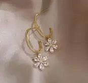 S3d5aa5babc4d424d8954d041b4dab3e58